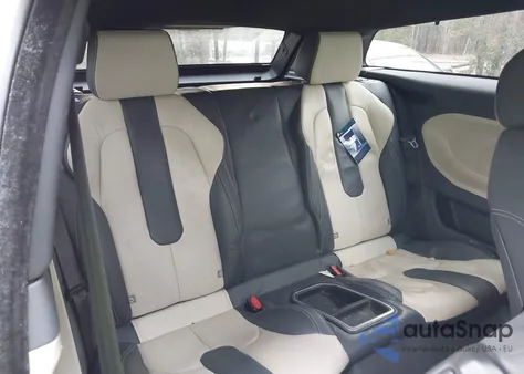 2012 Land Rover Range Rover Evoque Pure Plus z USA, uszkodzony, nr VIN SALVT1BG2CH000528